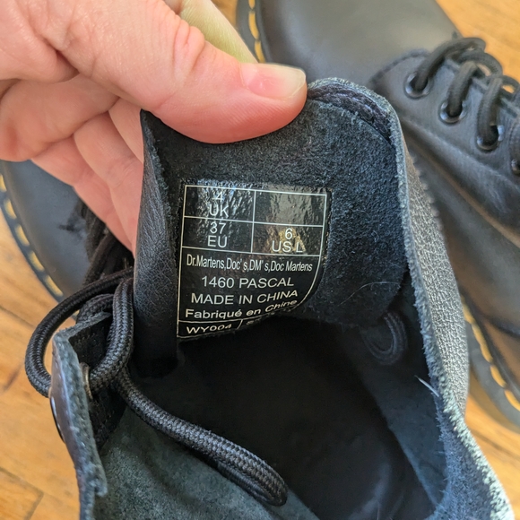 Dr. Martens 1460 Pascal Virginia Leather Boots - Picture 5 of 5